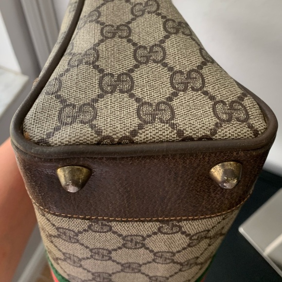 (60) GUCCI 80 Brown Slim Tote - Picture 11 of 12